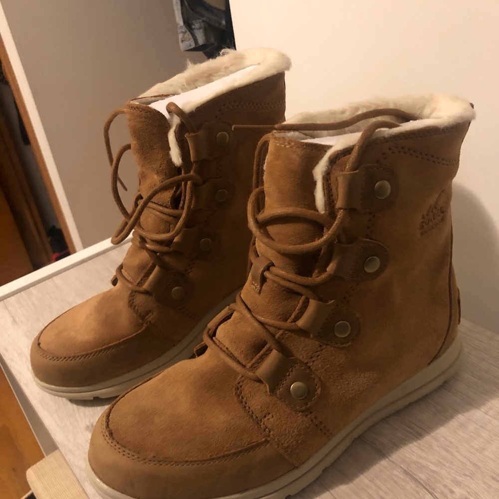 Sorel Joan Explorer Boots
